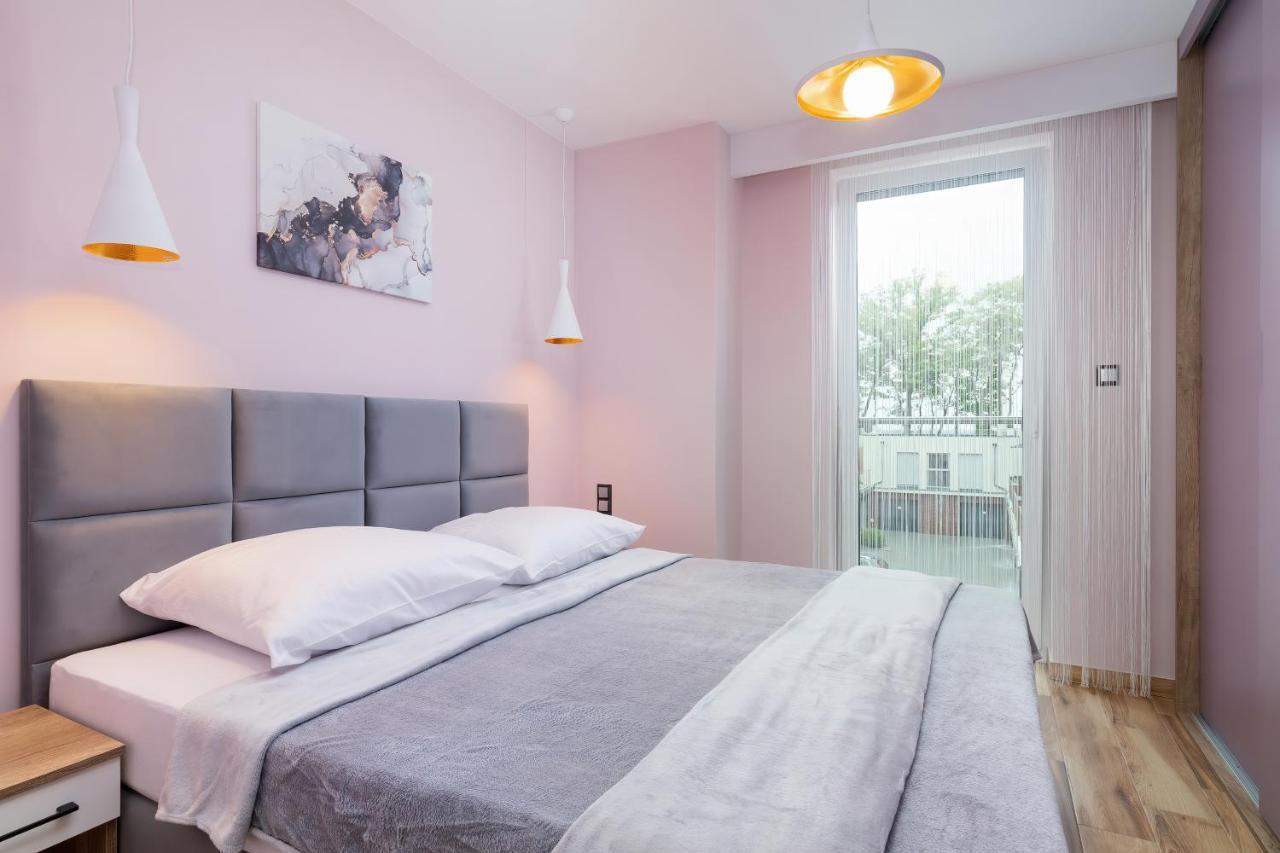 Apartament Porto Santa Rewales Kültér fotó